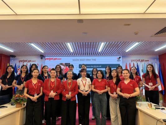 HỌC VIỆN ĐÀO TẠO MẾN KHÁCH IBH ĐỒNG HÀNH CÙNG CÔNG TY CỔ PHẦN HÀNG KHÔNG VIETJET TRONG KHÓA ĐÀO TẠO “KỸ NĂNG CHĂM SÓC VÀ XỬ LÝ TÌNH HUỐNG VỚI KHÁCH HÀNG”